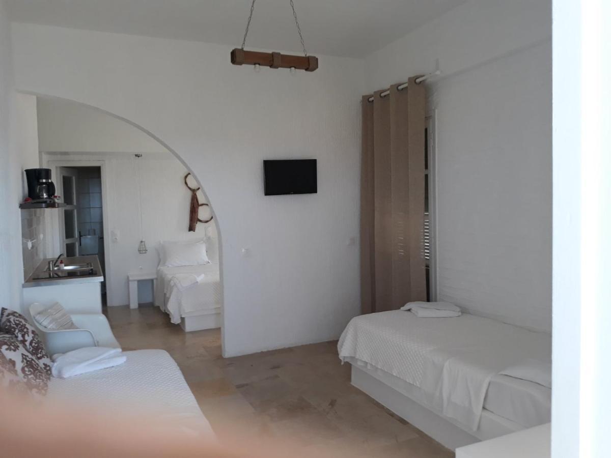 Nora Norita Aparthotel Batsi  Exterior photo