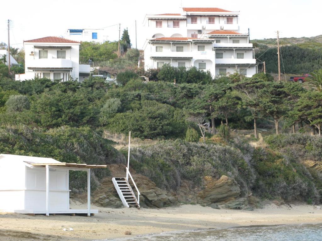 Nora Norita Aparthotel Batsi  Exterior photo