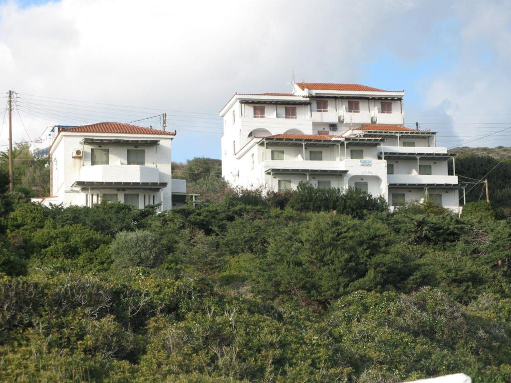 Nora Norita Aparthotel Batsi  Exterior photo